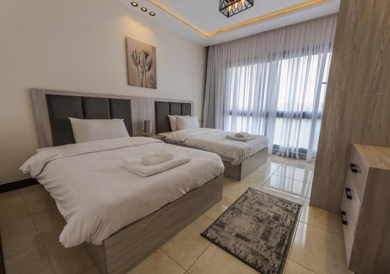 New Nyoum Porto New , Elite *