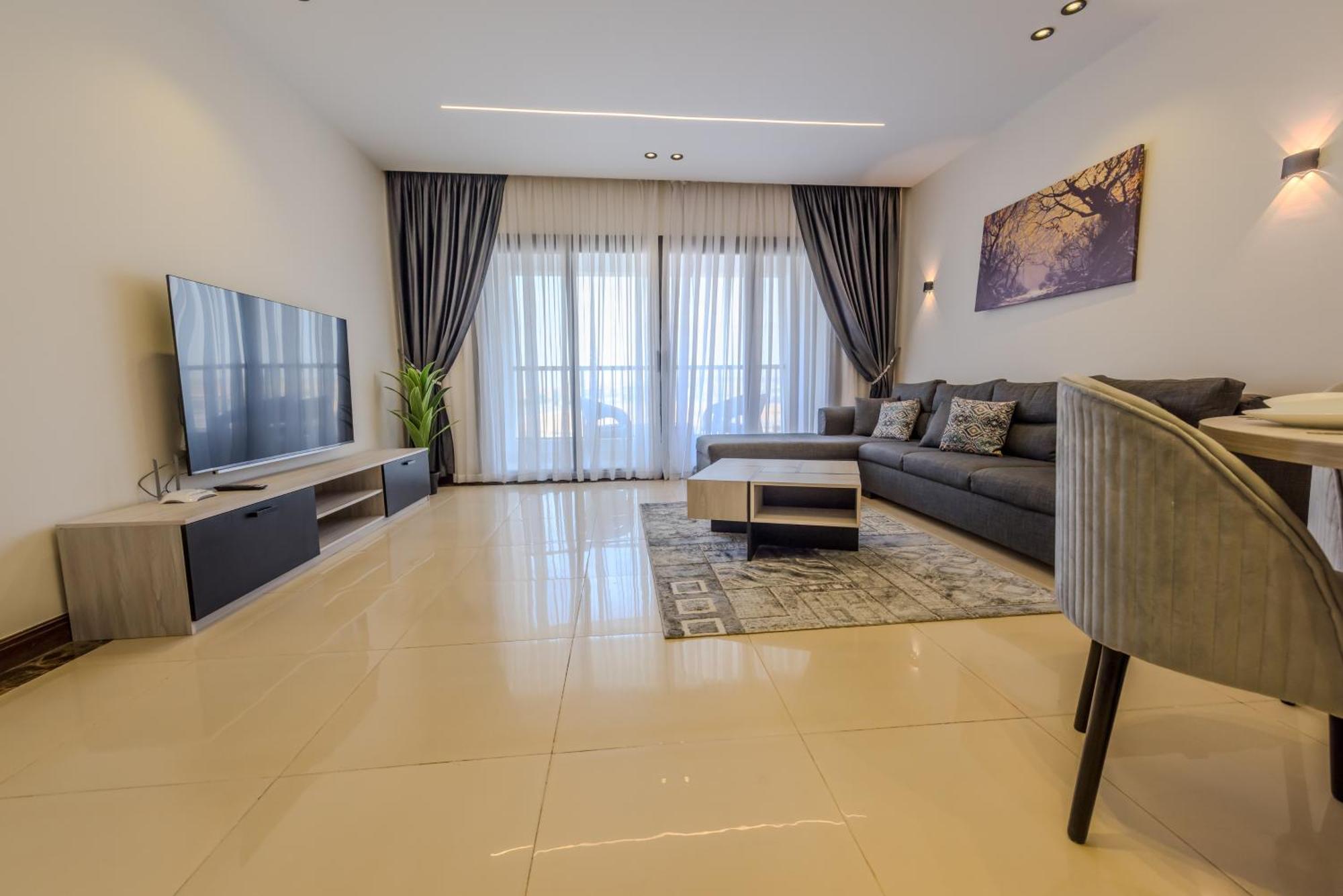 New Nyoum Porto New , Elite